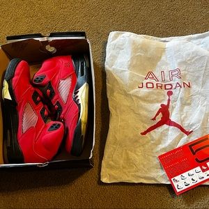 EUC Nike Air Jordan 5 Retro, 3/4 high tops.